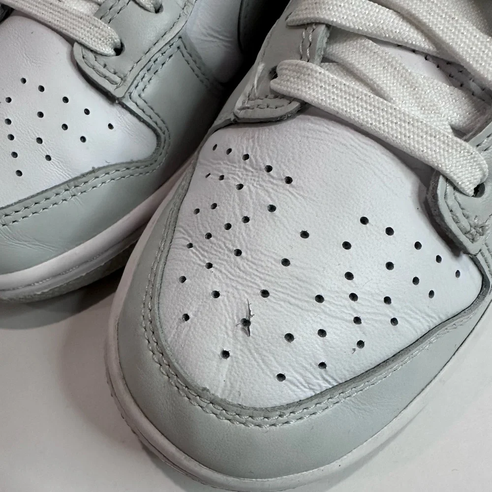 Nike women’s White and Gray Sneakers - Picture 3 of 6